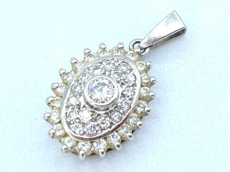 ダイヤモンド買取 プラチナ台 ダイヤモンド デザイン ペンダント