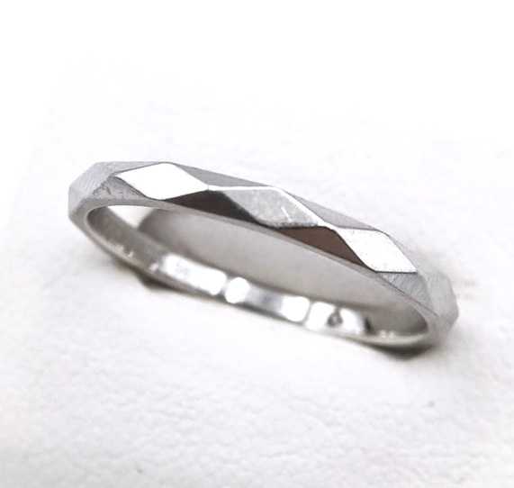 ブシュロン買取　ファセットリング　Pt950