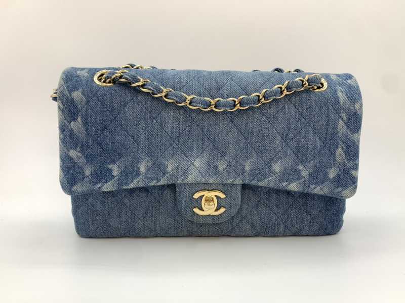 シャネル買取 クラシックハンドバッグ A01112