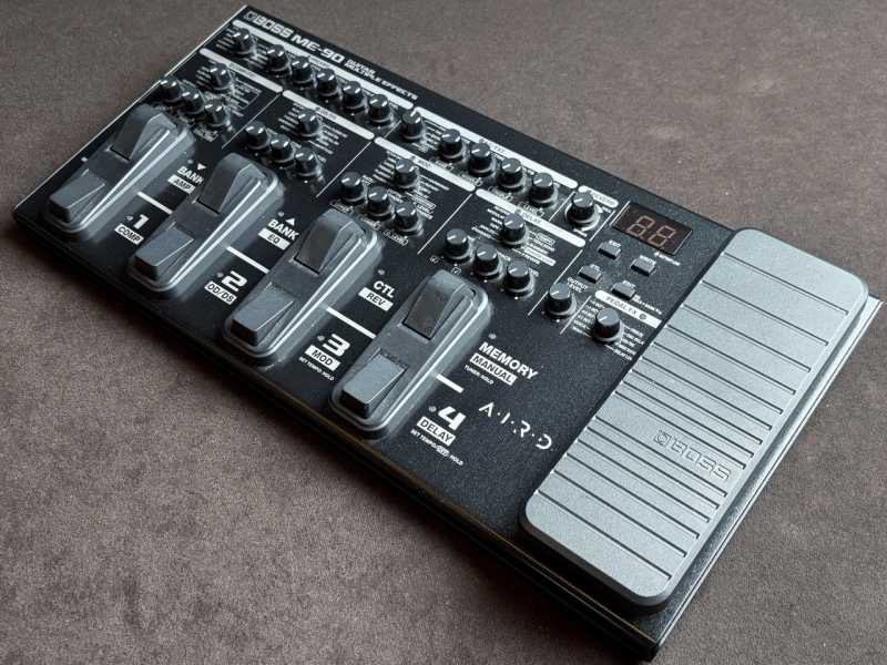 BOSS ME-90 Guitar Multiple Effects 買取