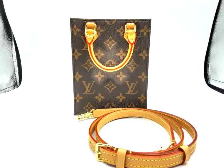 ルイヴィトン買取 プティット・サックプラ M81295