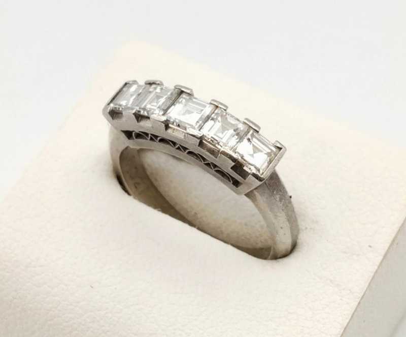 PT900リング　買取　ダイヤモンド