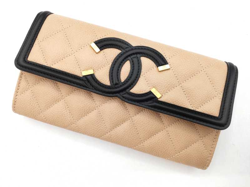 シャネル買取 ２つ折り長財布 CCフィリグリー
