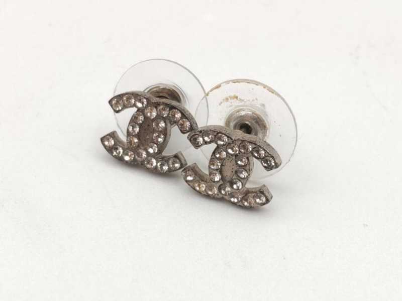 シャネル ピアス