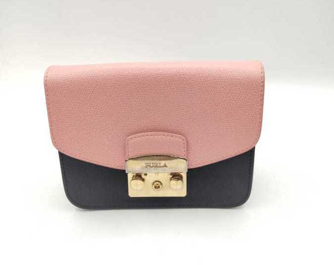 フルラ 買取 メトロポリス