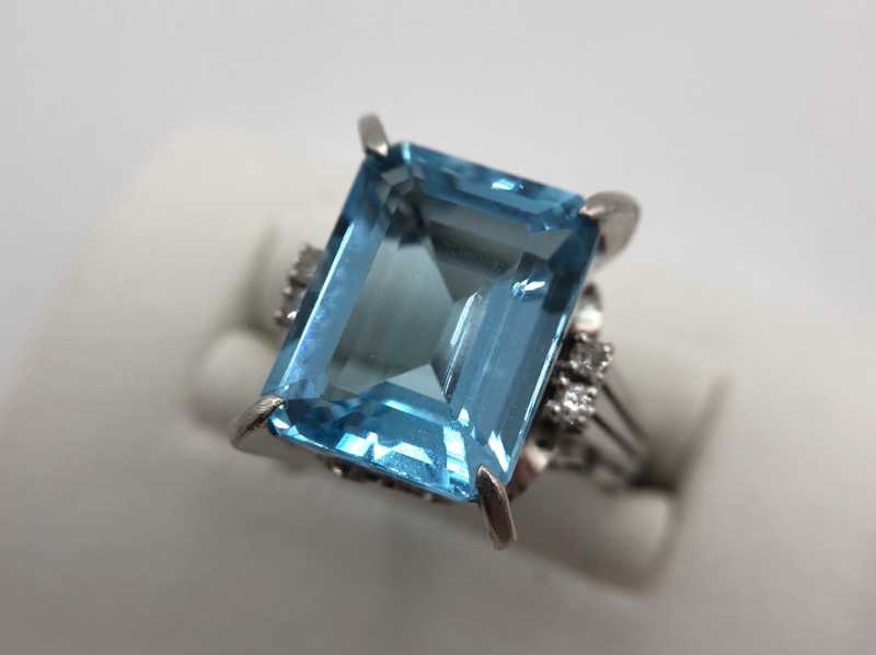 宝石買取 ブルートパーズ