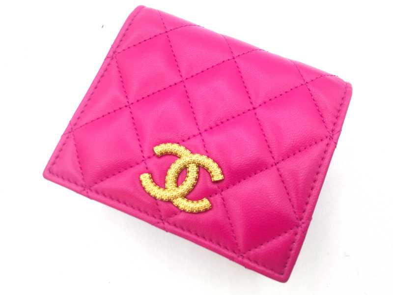 シャネル買取 ２つ折り財布