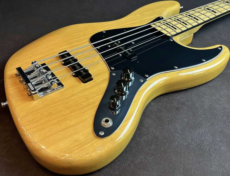 Fender American Vintage 75 Jazz Bass 買取