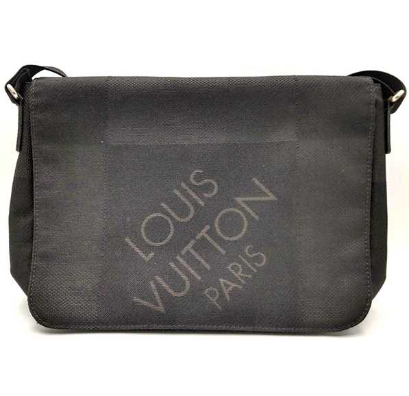 ルイヴィトン買取　プチメサジェ　ダミエジェアン　M93618
