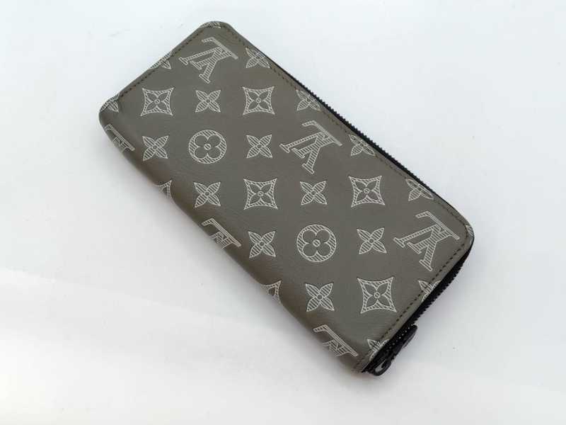 ルイヴィトン　買取　ジッピーウォレットホリゾンタル