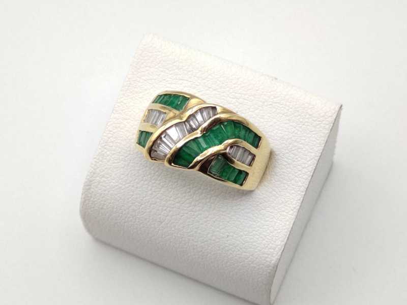 宝石買取 エメラルド 指輪 K18