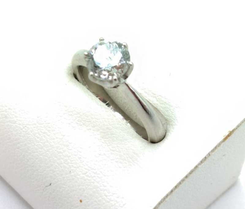 ダイヤ　買取　指輪