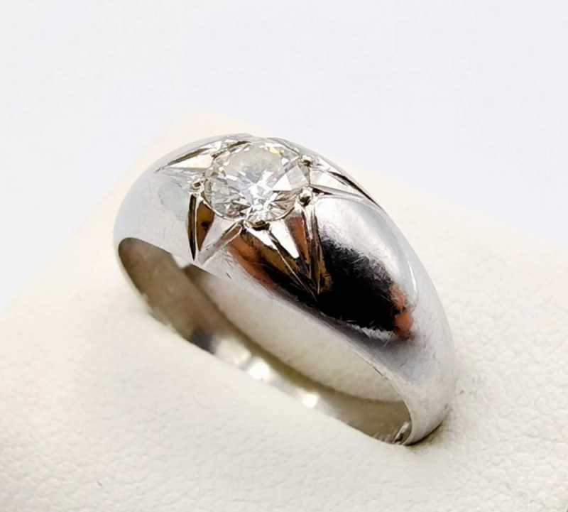 PT900リング　買取　ダイヤモンド
