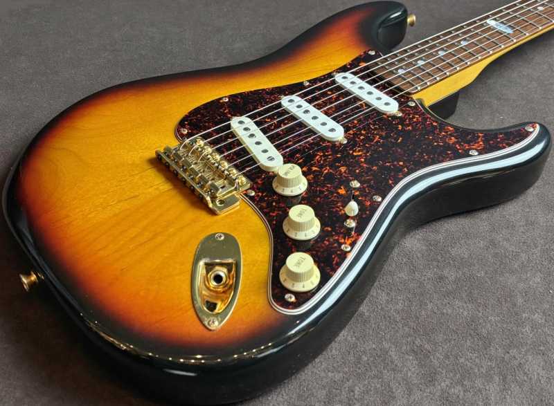 Fender '97 Collector's Edition Stratocaster 買取