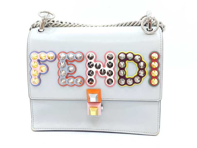 フェンディ買取 スタッズ ミニ キャナイ 8M0381