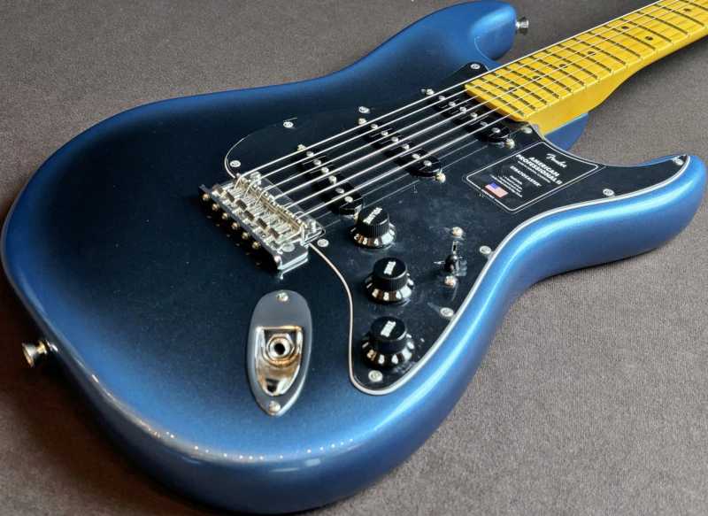 Fender American Professional II Stratocaster Dark Night 買取