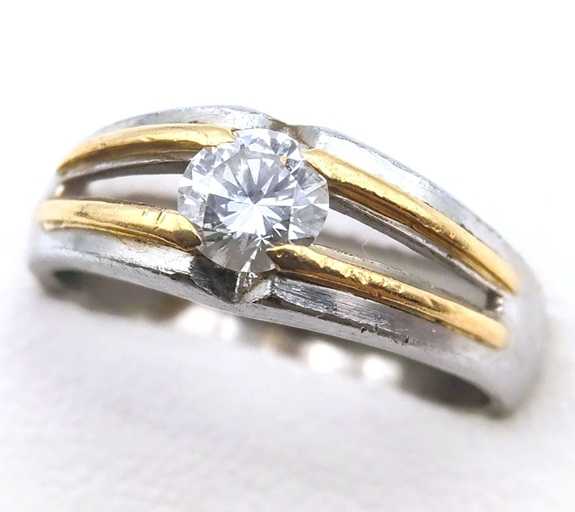 宝石買取　ダイヤモンドコンビリング