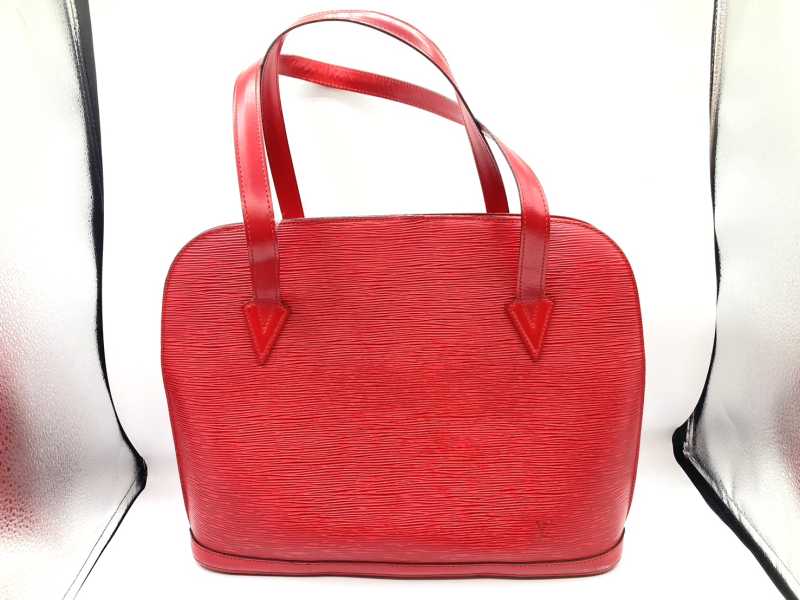 ルイヴィトン買取 リュサック エピ M52287