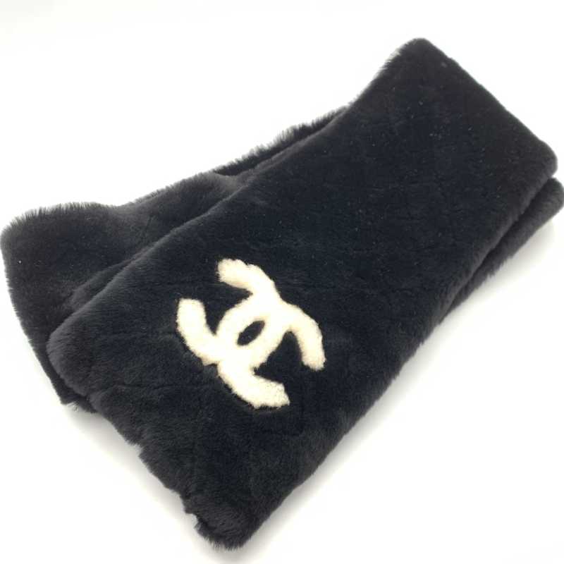 シャネル買取 マフラー