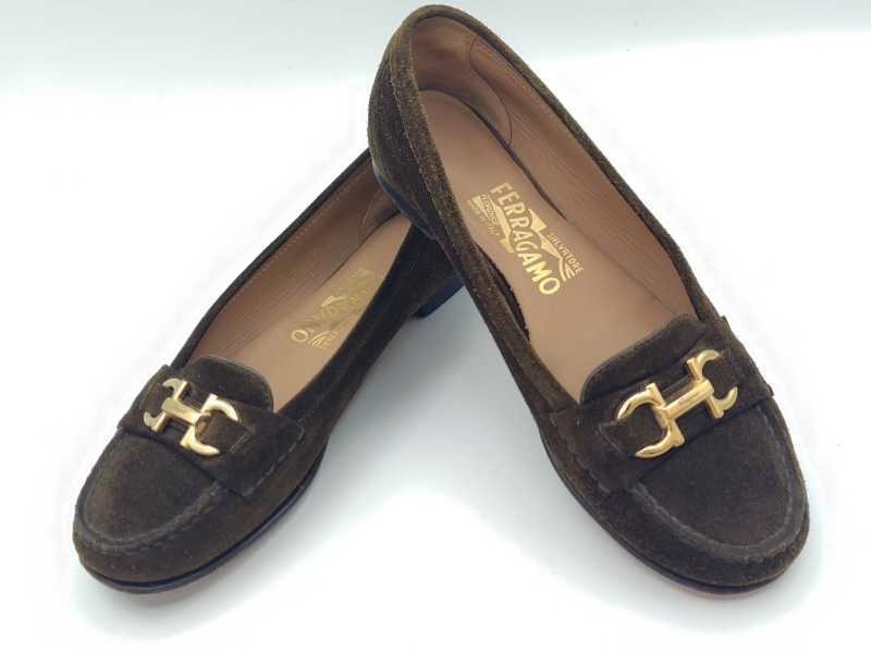 フェラガモ 買取 ローファー