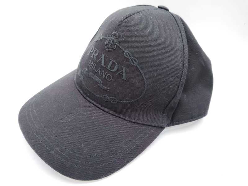 プラダ買取 ロゴキャップ