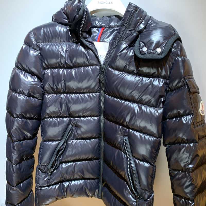 モンクレール買取 ダウンジャケット