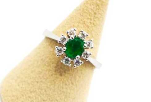 宝石買取 Pt900 エメラルド ダイヤモンド リング