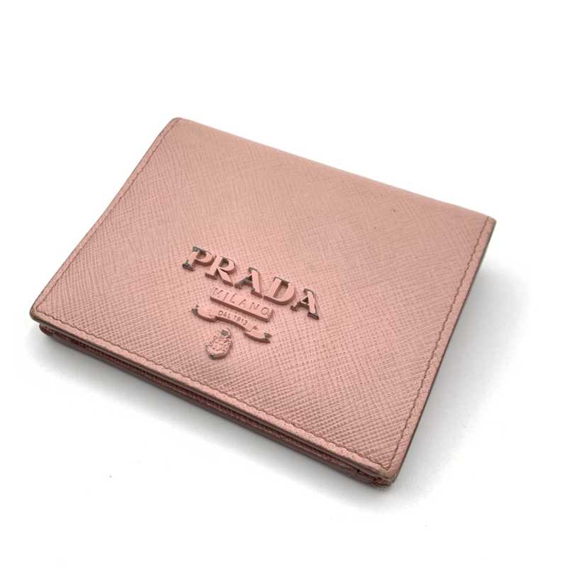 プラダ買取 コンパクトウォレット