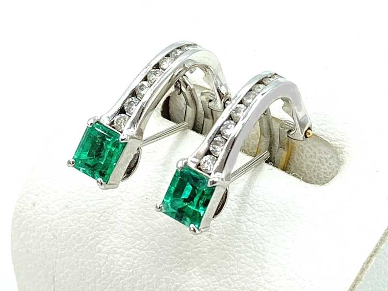 宝石買取 エメラルドイヤリング