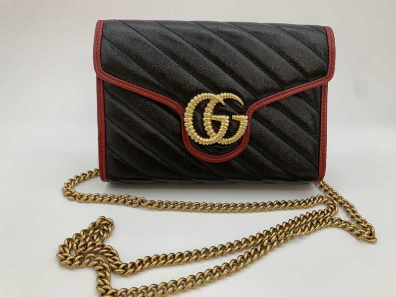 グッチ買取 GGマーモントチェーンウォレット 573807