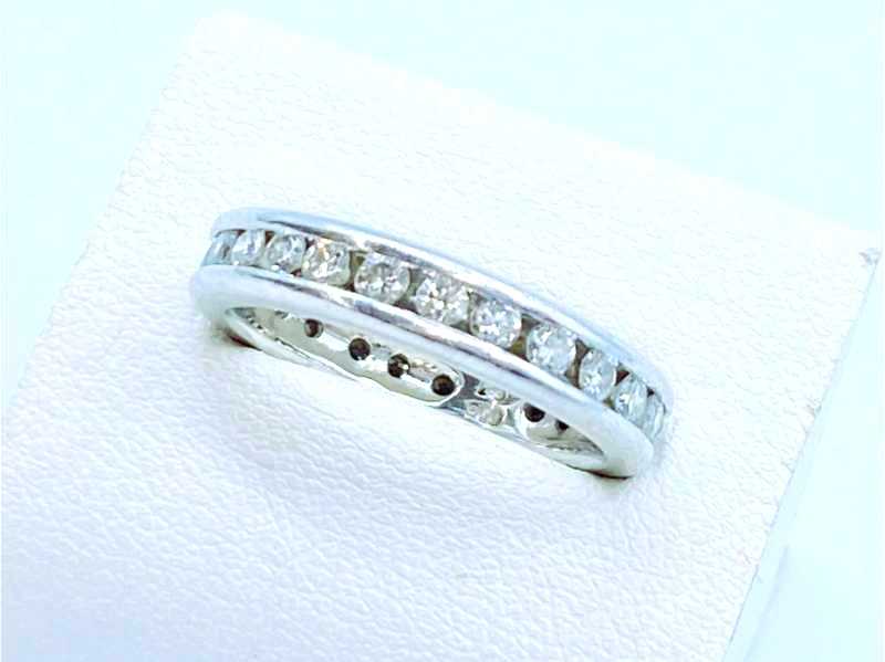 ダイヤモンド買取 プラチナ台 ダイヤモンド 1.03ct エタニティ リング