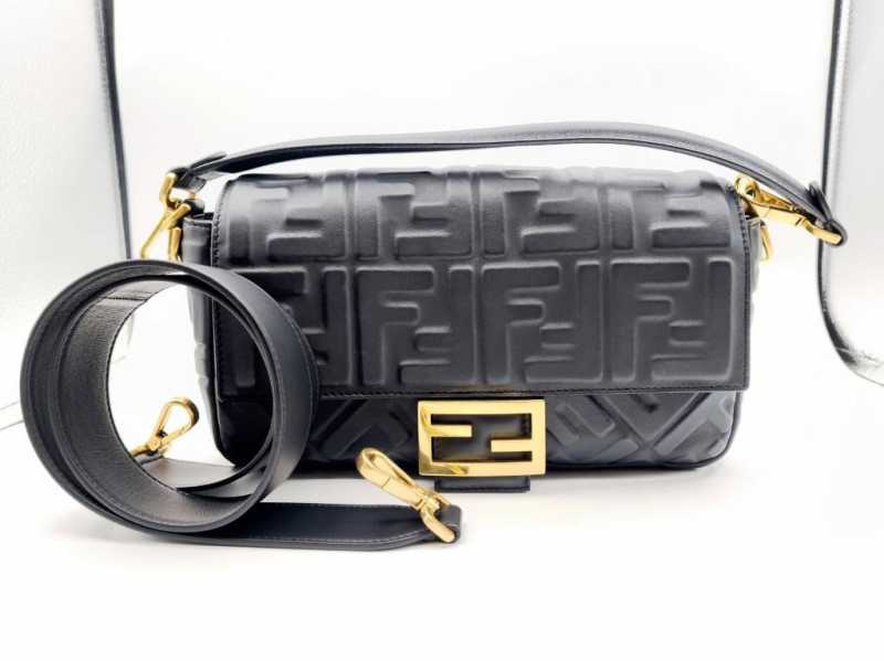 フェンディ　買取　マンバケット