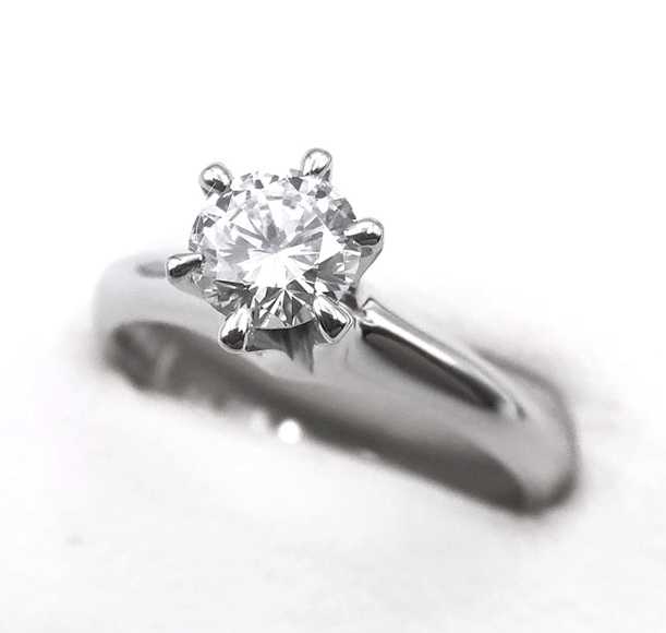 宝石買取 立て爪ダイヤモンドリング プラチナ