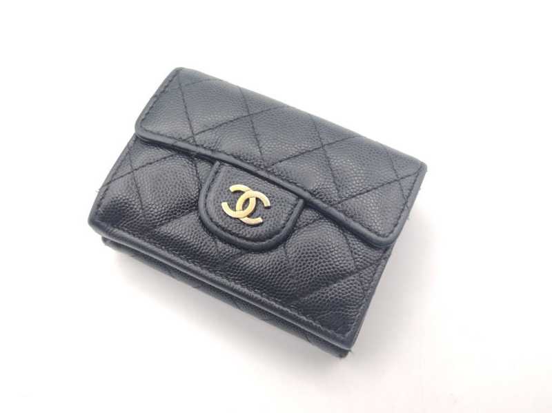 シャネル 買取 マトラッセ コンパクトウォレット