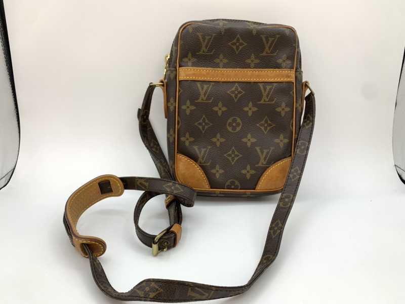 ルイヴィトン買取 ダヌーブ M45266