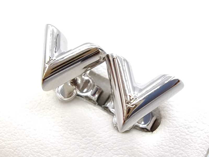 ルイヴィトン買取 エッセンシャルVピアス M63208