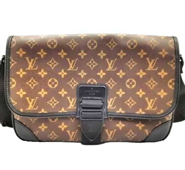 ルイヴィトン買取 アーチメッセンジャー モノグラムマカサー M46328