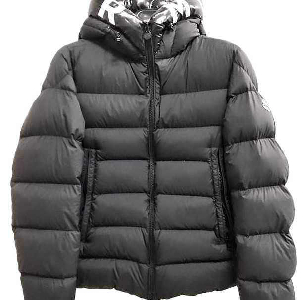 モンクレール買取　SALZMAN　サルズマン　ダウンジャケット