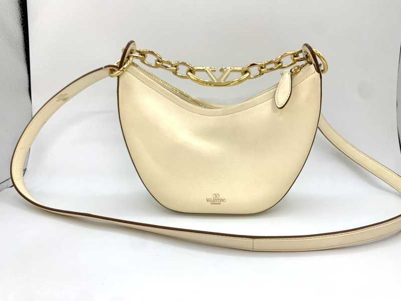 ヴァレンティノ買取 Vロゴムーンホーボー