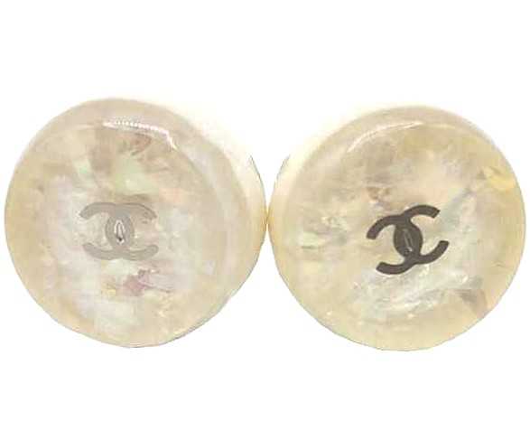 シャネル買取　ラウンドイヤリング　ココマーク　99A