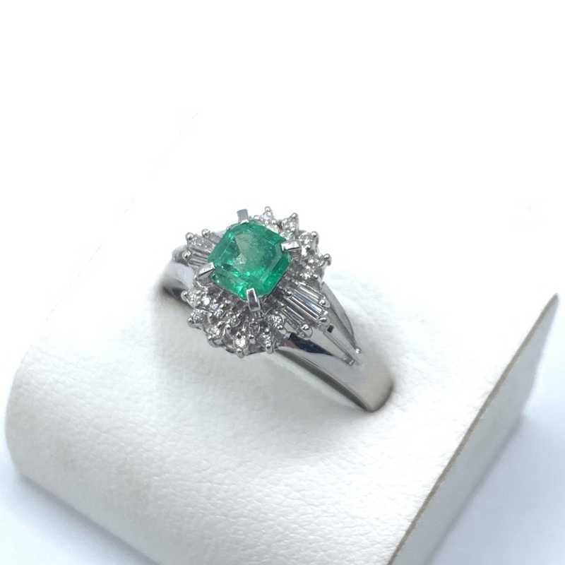 宝石買取 プラチナリング エメラルド