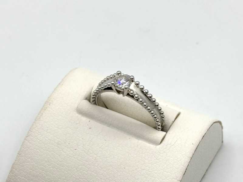 ヴァンクリーフ＆アーペル買取 エステルソリティアリング