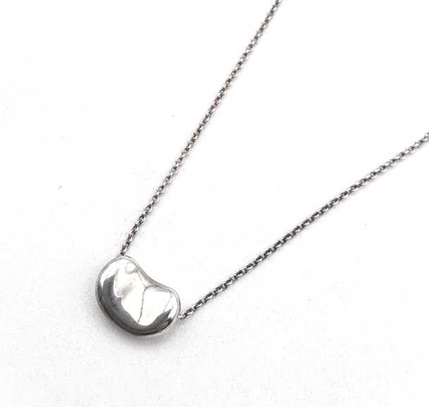 ティファニー ビーンネックレス