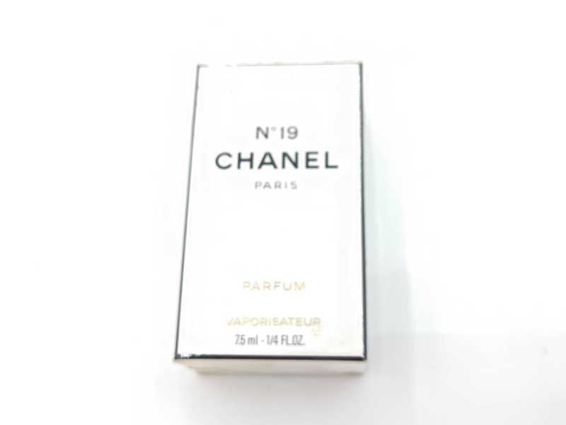 シャネル　買取　香水