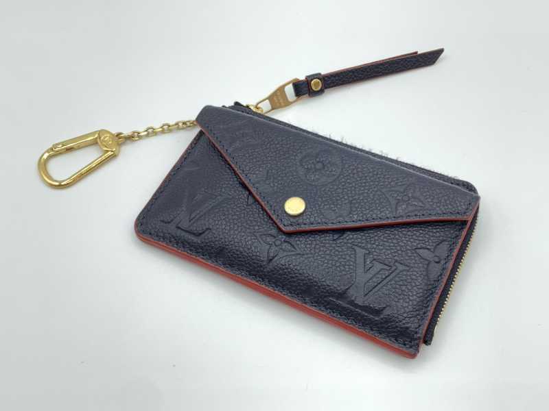 ルイヴィトン買取 ポルトカルト・レクトヴェルソ M69420