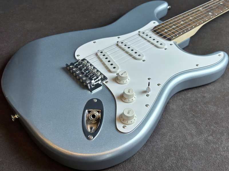 Squier by Fender Affinity Stratocaster Slick Silver 買取