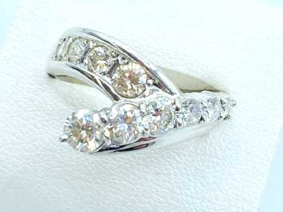 ダイヤモンド買取 プラチナ台 1.52ct ダイヤモンド デザイン リング