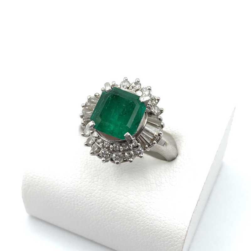 宝石買取 プラチナリング エメラルド  3.5ct