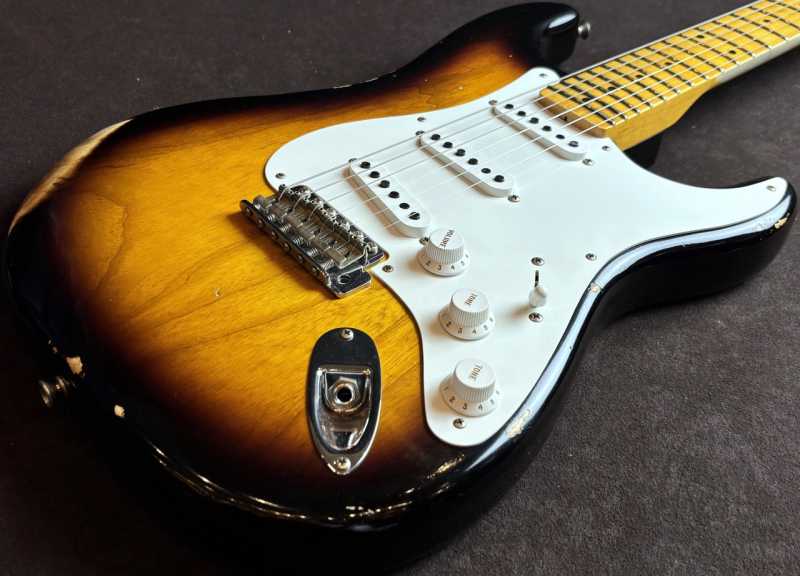 Fender Custom Shop Limited Edition 1955 Stratocaster Relic 2 Tone Sunburst 2023 買取