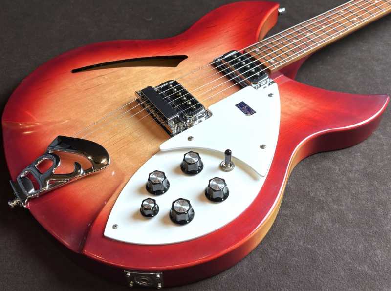 RICKENBACKER Rickenbacker 330 Fireglo